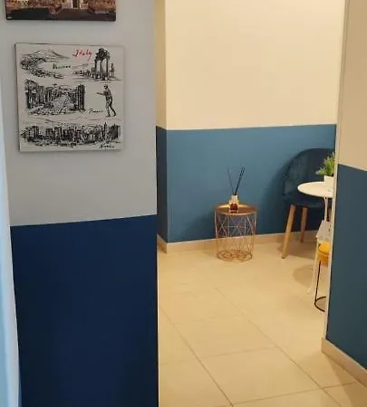 Domus Luigi Leone Ii Naples