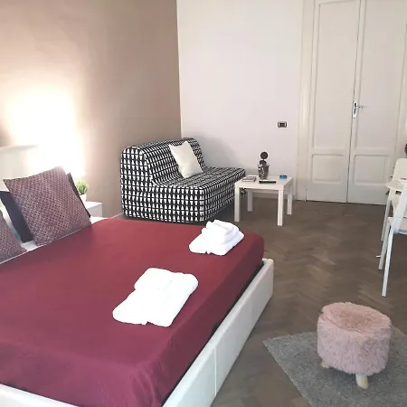 Domus Luigi Leone Ii Bed & Breakfast Neapel